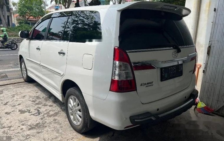 Mobil Toyota Kijang Innova 2014 V terbaik di Jawa Timur