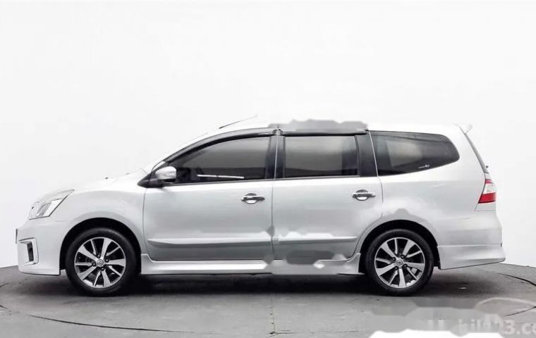 Jawa Barat, Nissan Grand Livina XV Highway Star 2017 kondisi terawat