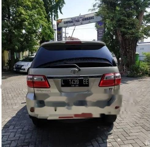 Jual Toyota Fortuner G 2011 harga murah di Jawa Timur