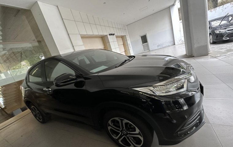 Honda HR-V E Special Edition 2021 Hitam