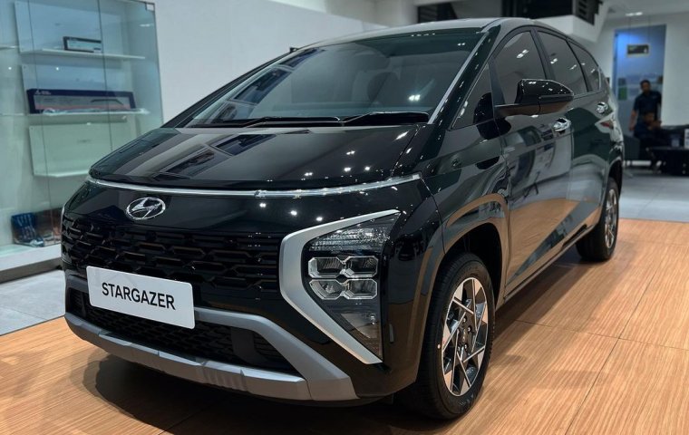 Hyundai STARGAZER 2022 hanya DP 30 juta