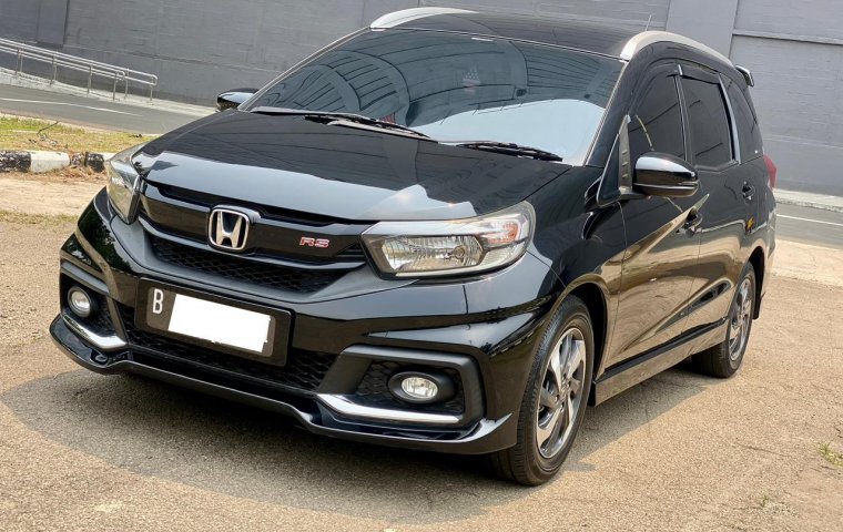 Honda Mobilio RS at 2017 Hitam