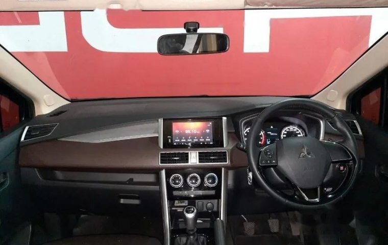 Mobil Mitsubishi Xpander Cross 2021 MT terbaik di Jawa Barat