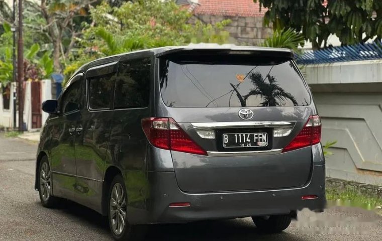 DKI Jakarta, Toyota Alphard G 2010 kondisi terawat