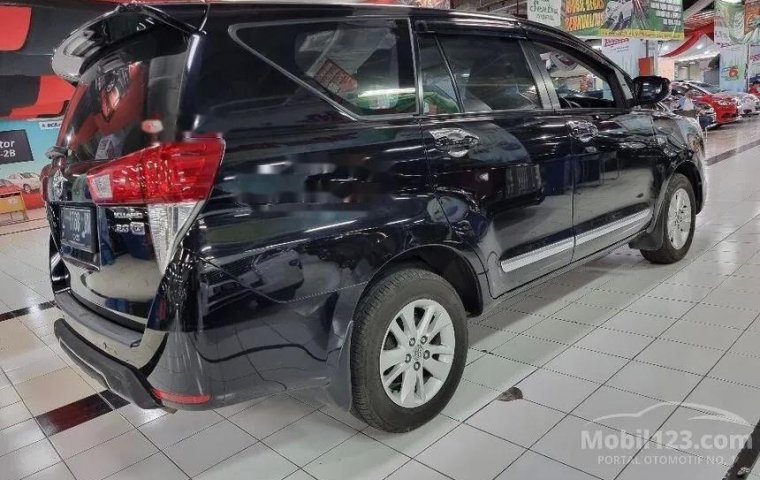 Mobil Toyota Kijang Innova 2017 G terbaik di Jawa Timur