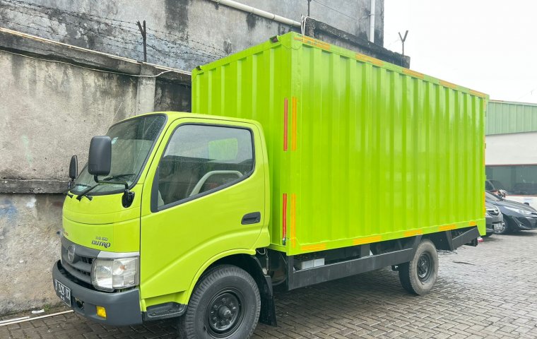 cde long Hino Dutro engkel 110SDL box besi 2014 bok 110 SDL