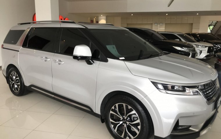 Kia Carnival 2.2 Premier AT 2021