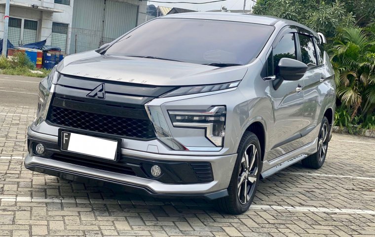 Mitsubishi Xpander Ultimate A/T 2022 Silver