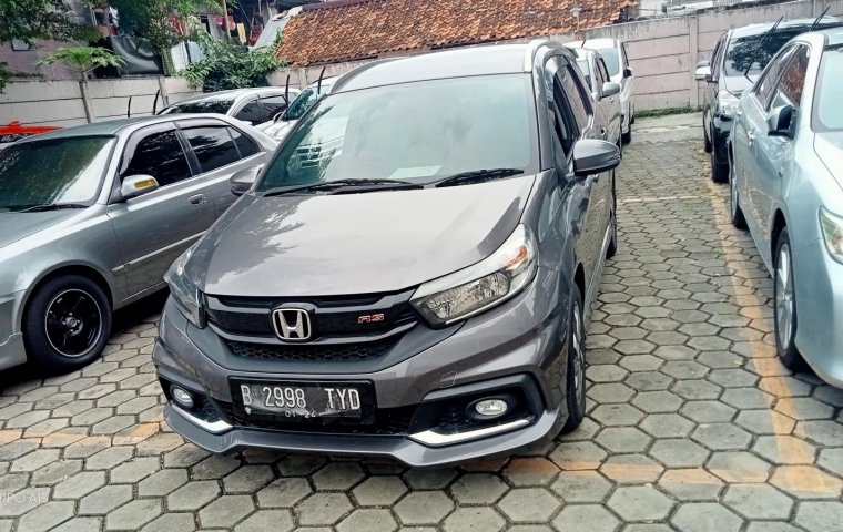 Mobilio RS metic 2018