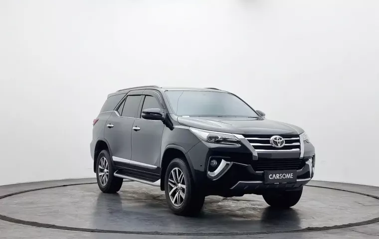 Toyota Fortuner 2.4 VRZ AT