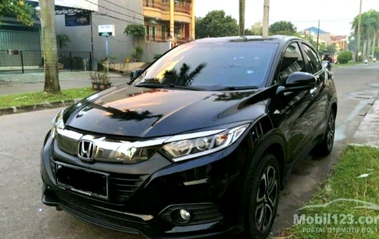 (DP 40JUTA) PROMO Honda HR-V 1.5L E CVT Automatic 2021 / 2022 Mulus seperti Baru SUV HYUNDAI