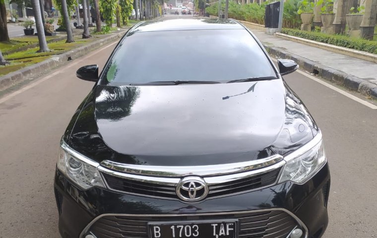 Toyota Camry 2.5 V 2016 Hitam PROMO