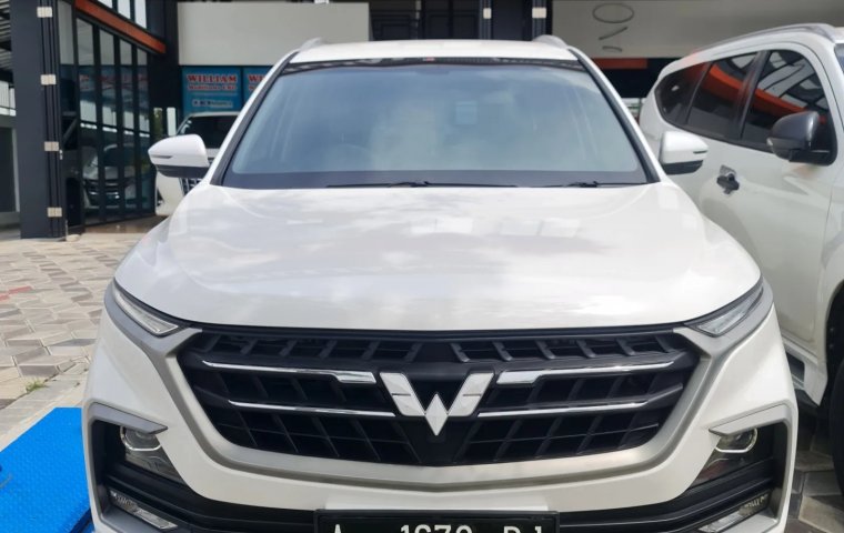 Wuling Almaz Exclusive 7-Seater 2019