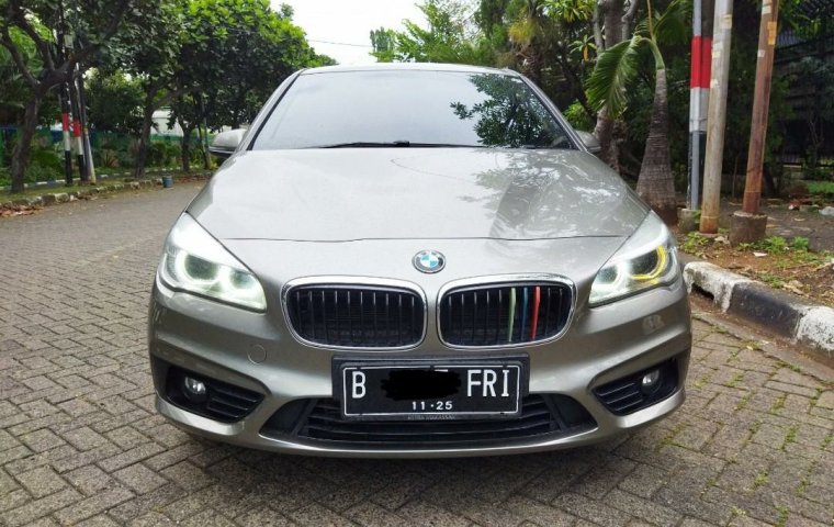 BMW 2 Series 218i 2015 Silver