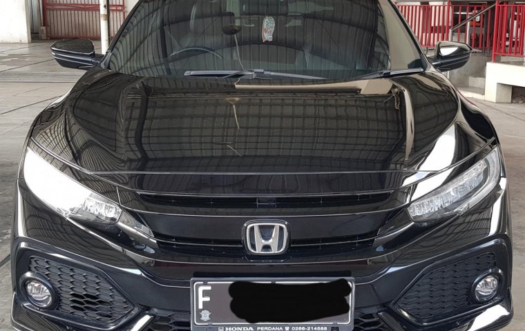 Honda Civic Turbo Hatchback E A/T ( Matic ) 2019/ 2020 Hitam Km 35rban Mulus Siap Pakai