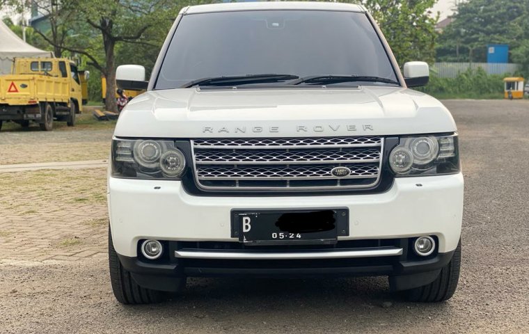 Land Rover Range Rover Supercharged 2012 Putih