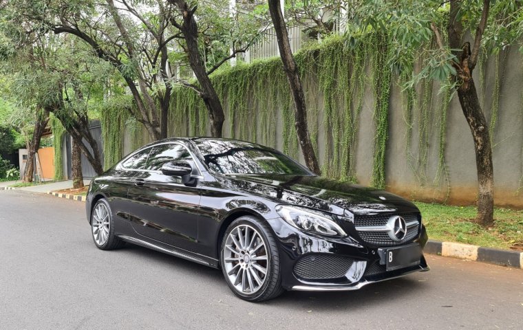 MB c300 coupe AMG line 2016
