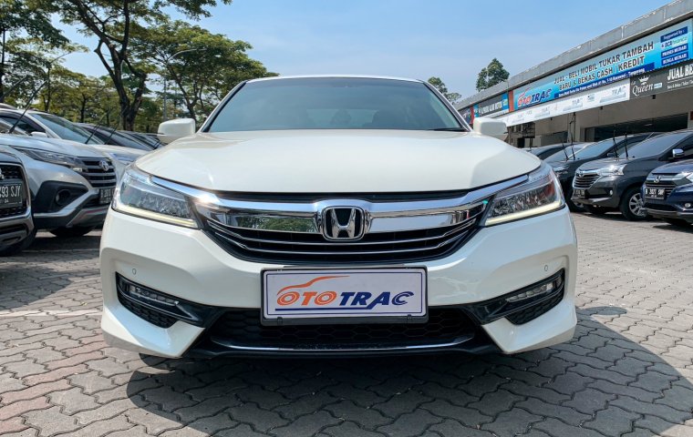 Honda Accord 2.4 VTi-L Putih