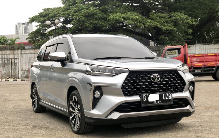 Toyota Veloz Q 1.5 A/T 2022 Silver