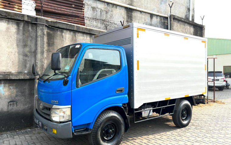 P.steer+banBARU MURAH Toyota Dyna engkel 110 ST box alumunium 2012 CDE