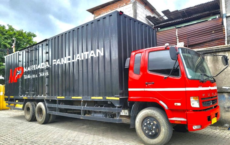 10 roda Mitsubishi Fuso tronton 6x2 FN 61 FL HD box besi 2020 bok