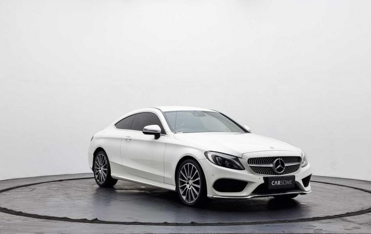 Mercedes-Benz C 300 COUPE AMG 2.0 2016