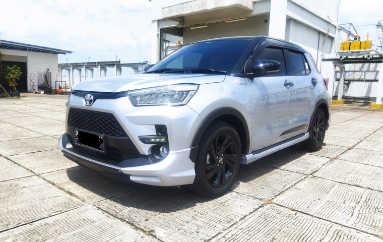 Toyota Raize 1.0 GR Sport A/T (Two Tone) 2021