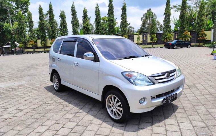 Daihatsu Xenia mi/Li 2004 ab bantul pajak hidup panjang