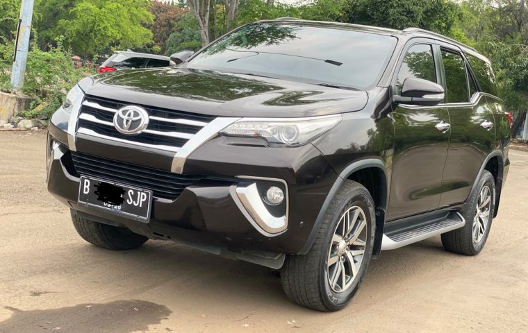 Toyota Fortuner 2.4 VRZ AT 2016 Coklat