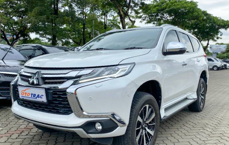 Mitsubishi Pajero Sport Dakar 4x2 Ultimate 2019 Putih ISTIMEWA KM ANTIK