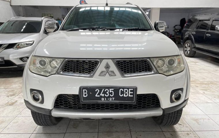 Mitsubishi Pajero Dakar Tahun 2012 Warna Putih metalik 