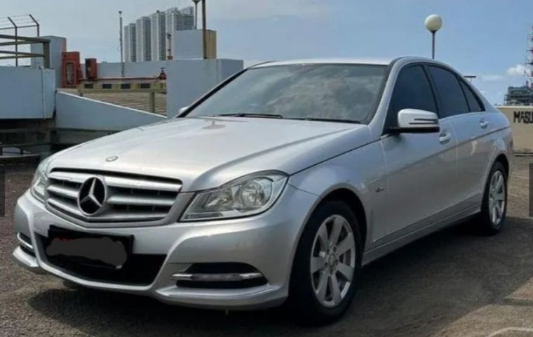 2012 C 200 CGI Rawatan Benz Resmi Km 69 rb Body Mulus Interior Orisinil Siap Pakai Otr Khusus KREDIT