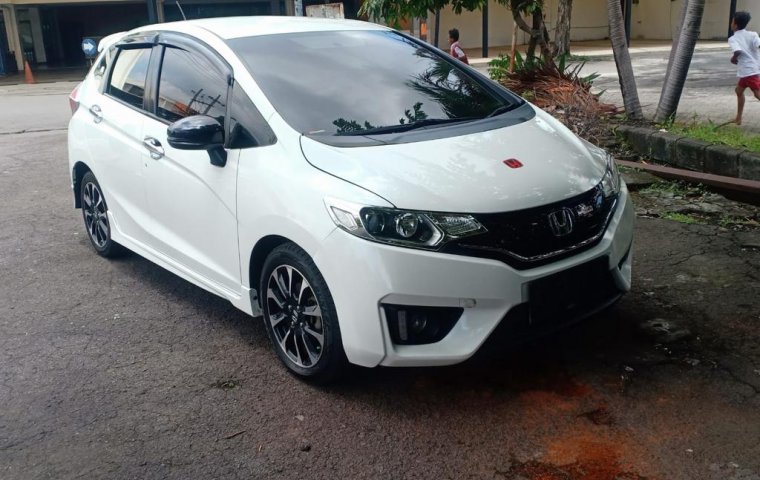 Honda Jazz RS CVT 2017 Hatchback km 32 ribu