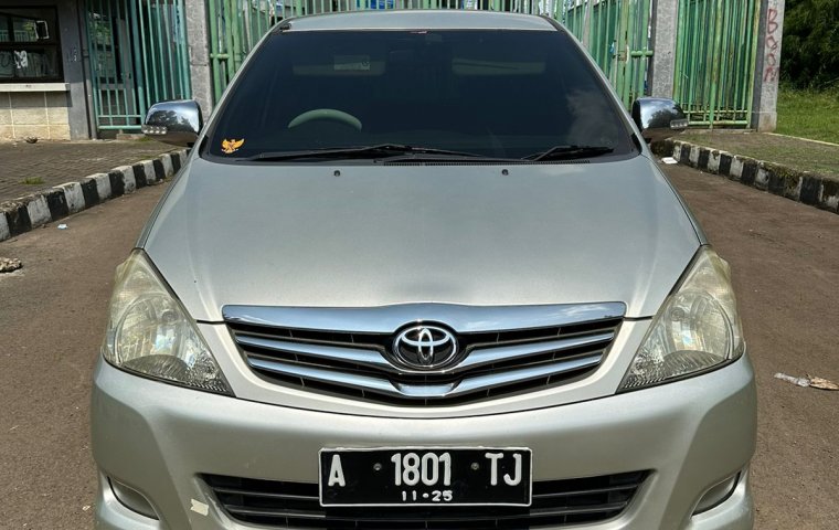 Promo Toyota Kijang Innova V MT 2010 murah , Service Record