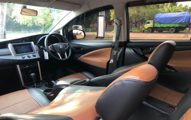 Toyota Kijang Innova G Bensin 2020 Hitam