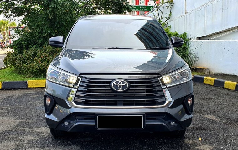 Toyota Kijang Innova V AT 2.4 Diesel 2022 Gray SIAP PAKAI