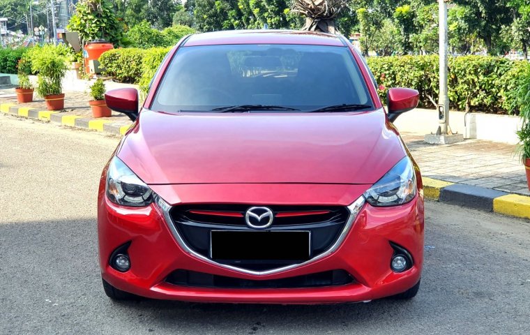 Mazda 2 R AT 1.5 2015 Merah Metalik