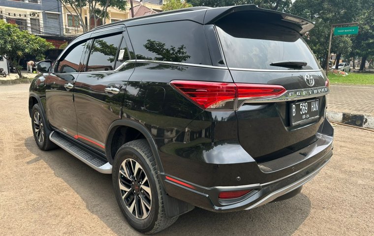 Toyota Fortuner VRZ TRD Sportivo 2.4 AT 2019