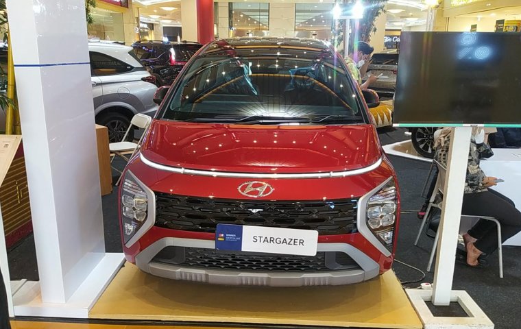 Hyundai STARGAZER 2022 Merah