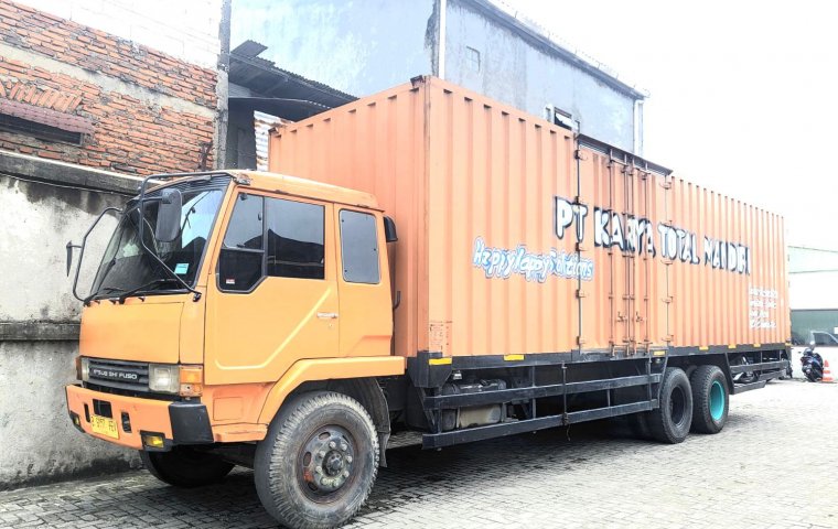 Mitsubishi Fuso tronton 6x2 super long FN517ML2 SL K box besi 2020 bok