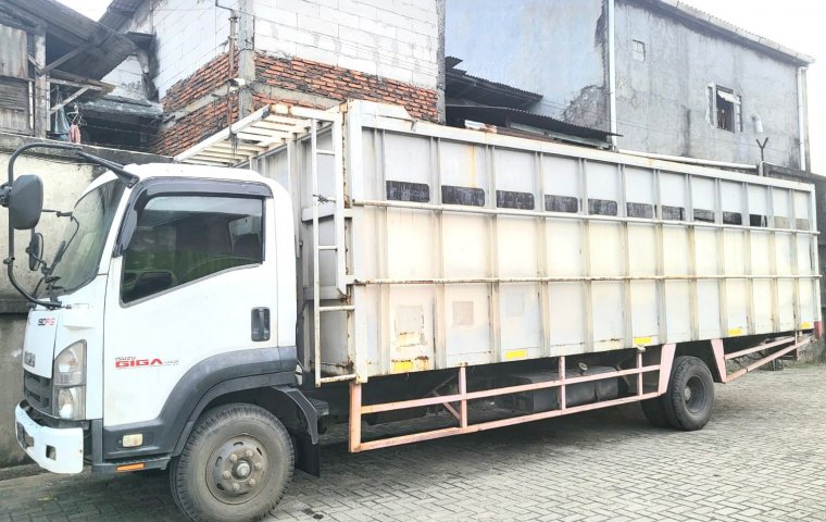 Isuzu Giga engkel 190ps 4x2 FRR90Q bak besi sentral 2013 FRR 90 Q