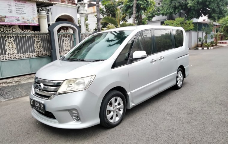 Nissan Serena Highway Star 2013 SILVER PROMO