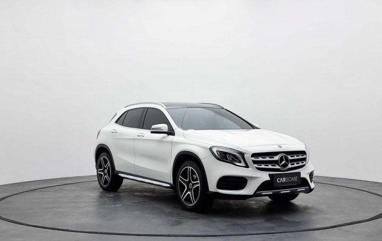 Mercedes-Benz GLA 200 AMG Line 2018 PROMO AKHIR BULAN UNTUK PEMBELIAN CASH DAN KREDIT DP 57 JUTAAN