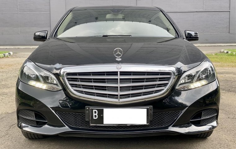 TDP 35juta aja !! Mercedes-Benz E-Class E 200 2016 Hitam