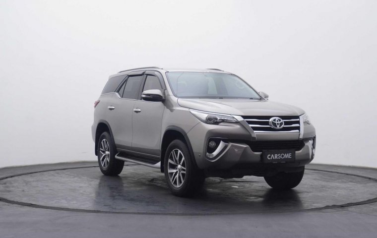 Toyota Fortuner 2.4 VRZ AT 2017 Coklat GARANSI SEPERTI MOBIL BARU 1 TAHUN