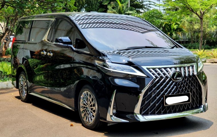 Lexus LM 350 2023 Hitam baru 4 Seater Executive VIP cash kredit proses bisa dibantu