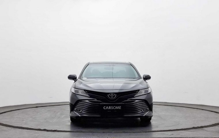 Jual mobil Toyota Camry 2019