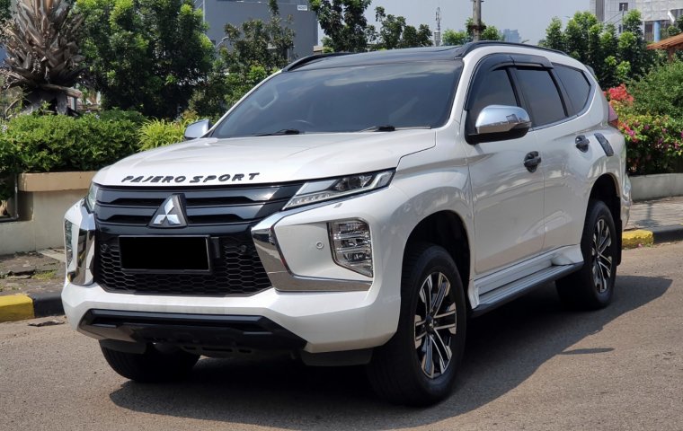 Km18rb Mitsubishi Pajero Sport NewDakar 4x2 A/T 2021 Putih sunroof pajak panjang cash kredit bisa