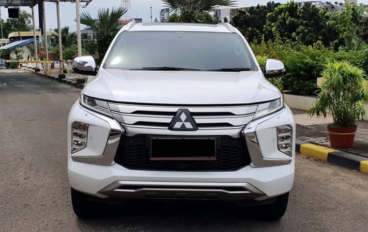 ( SIAP PAKAI )Mitsubishi Pajero Dakar 2.4 Ultimate 4x4 Facelift AT 2021 Putih