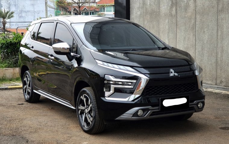 Mitsubishi Xpander ULTIMATE 2022 matic hitam km 10rb dp35jt saja cash kredit proses bisa dibantu